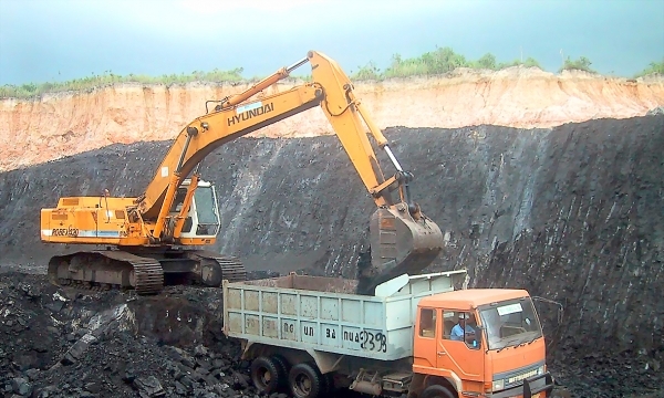 Khai thác khoáng sản phải đóng phí bảo vệ môi trường