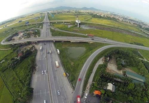 Tăng cường bảo đảm an toàn giao thông cao tốc Nội Bài-Lào Cai