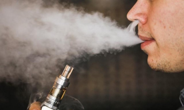 Hút thuốc lá điện tử, phổi bị ảnh hưởng như thế nào?