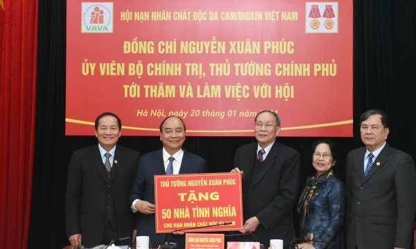 Thủ tướng làm việc với Hội Nạn nhân chất độc da cam/dioxin Việt Nam