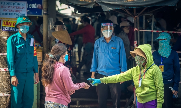 Đà Nẵng: Bắt buộc đeo khẩu trang, rửa tay sát khuẩn trước khi vào chợ, siêu thị
