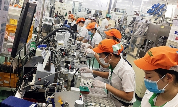 Vốn FDI vào Việt Nam vẫn tăng