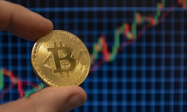 Đầu tư đồng Bitcoin, giàu hay nghèo?
