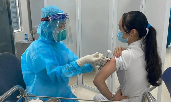 Hà Nội triển khai tiêm vắc xin Covid-19 tại Bệnh viện Thanh Nhàn
