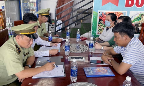 TP Nha Trang xử phạt nhà hàng hải sản bị tố 'chặt chém'
