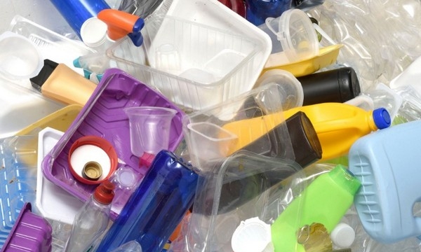 Hóa chất trong nhựa có thể gây ảnh hưởng đến sự phát triển thần kinh ở trẻ