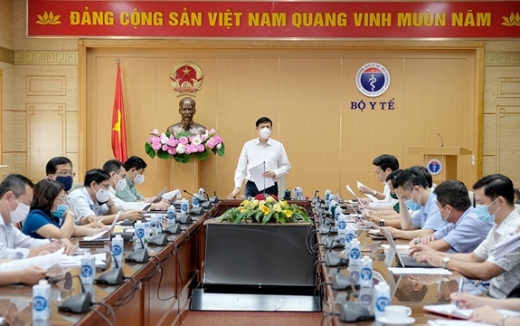 Việt Nam mở chiến dịch tiêm chủng lớn nhất từ trước đến nay để phòng, chống dịch