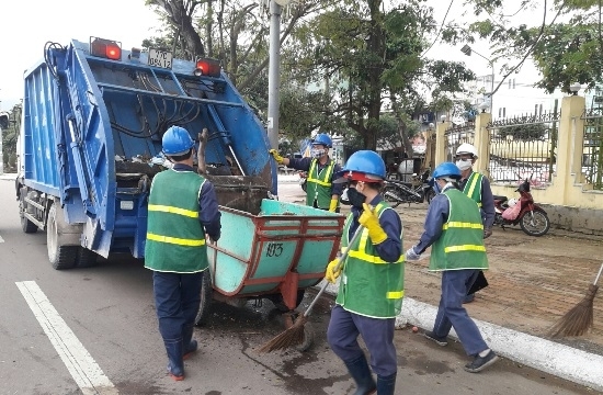 Hà Nội: Yêu cầu xử lý việc 200 công nhân vệ sinh bị nợ lương