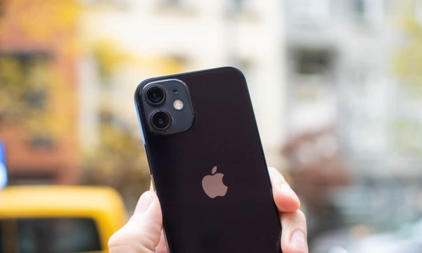 Apple ngưng sản xuất iPhone 12 Mini