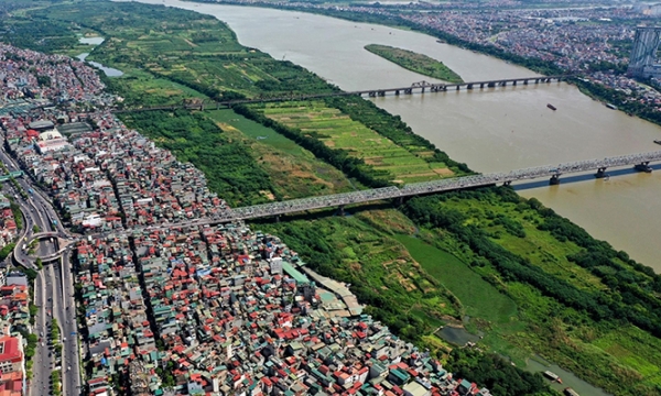 Quy hoạch phân khu đô thị sông Hồng: Nâng cấp đê hiện có đảm bảo an toàn chống lũ, kết hợp đáp ứng yêu cầu về giao thông