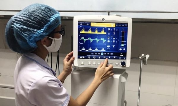 Tăng giá máy thở gấp đôi, Bộ Y tế đề nghị một công ty giải trình