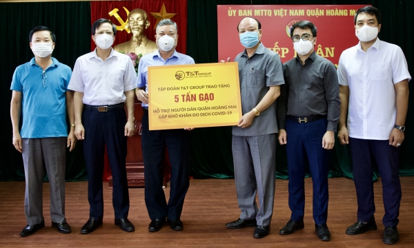 T&T Group và Ngân hàng SHB trao tặng 10 tấn gạo hỗ trợ quận Hoàng Mai, Hà Nội chống dịch