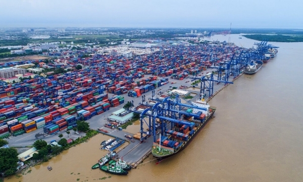 Hàng hóa qua cảng biển TP.HCM giữ đà tăng trưởng