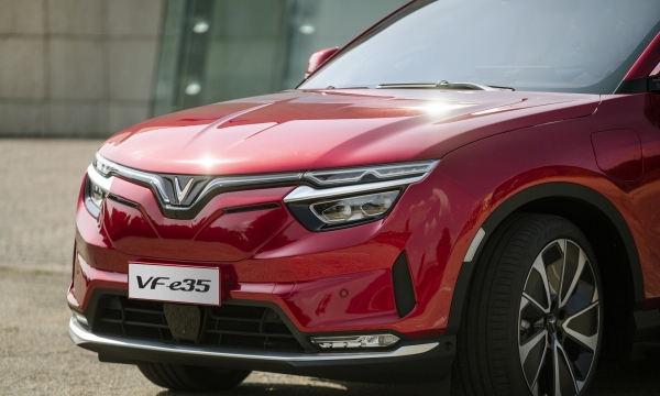 VinFast chính thức nhận đặt hàng xe VF e35, VF e36 tại Triển lãm CES 2022