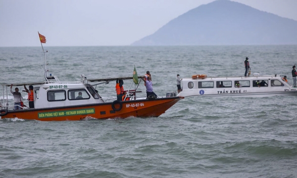 Quảng Nam: 13 nạn nhân tử vong trong vụ chìm tàu trên biển Cửa Đại