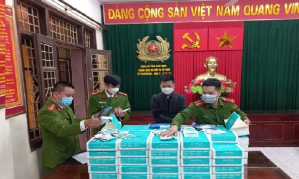 Nam Định: Thu giữ 1.800 bộ kit test nhanh Covid-19 không rõ nguồn gốc