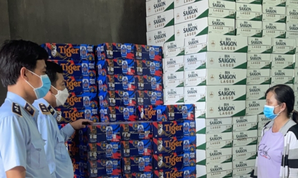 Tây Ninh: Liên tiếp bắt giữ hàng loạt vụ kinh doanh bia nhập lậu