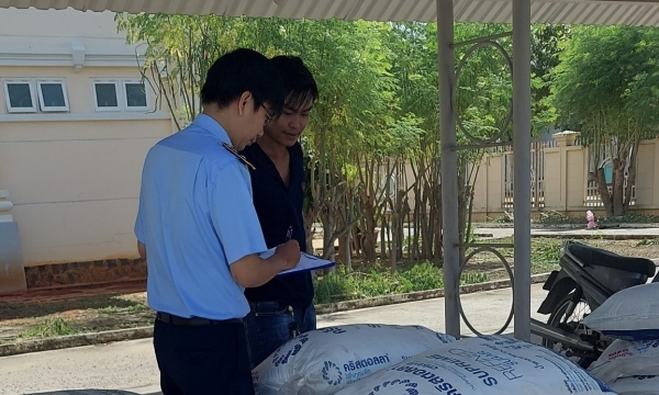 Bình Thuận: Liên tiếp ngăn chặn các vụ đường cát Thái Lan nhập lậu