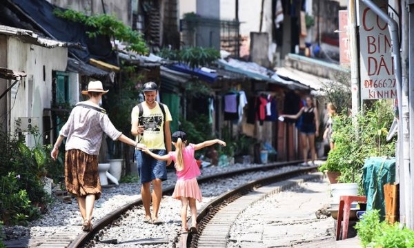 Hà Nội: Thực hiện bảo đảm trật tự an toàn giao thông đường sắt