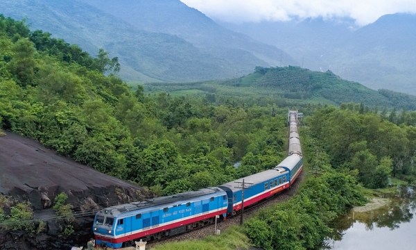 Bộ GTVT phê duyệt gần 1.200 tỷ đồng cải tạo đoạn đường sắt Vinh - Nha Trang