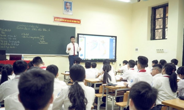 Quy định cơ chế hỗ trợ học phí của thành phố Hà Nội: Nhân văn và tạo động lực học tập cho học sinh