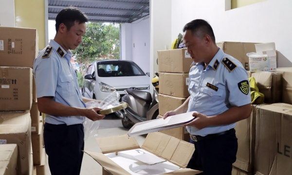 Hưng Yên: Thu giữ 10 tấn phụ tùng ô tô đã qua sử dụng