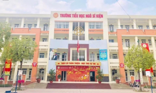 Hà Nội: UBND huyện Thanh Trì nói gì về thông tin học sinh bán trú ăn rau muống có mùi lạ?