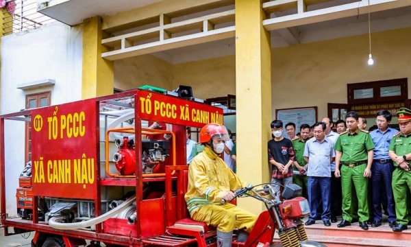 Hà Nội: Cải tiến xe ba gác thành xe chữa cháy tại các làng nghề