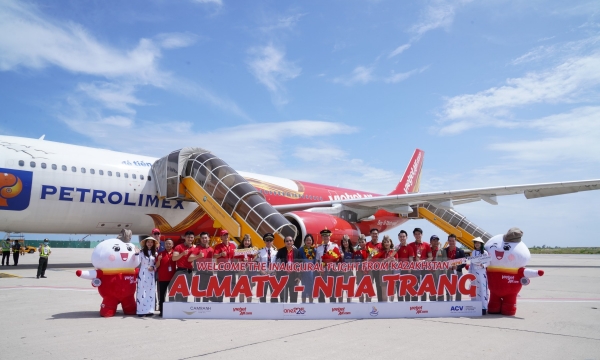 Những chuyến bay thẳng Vietjet đưa du khách Kazakhstan đến với Nha Trang thuận tiện, dễ dàng