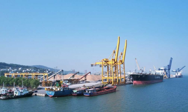 Phát triển Quảng Ninh thành trung tâm kinh tế biển bền vững