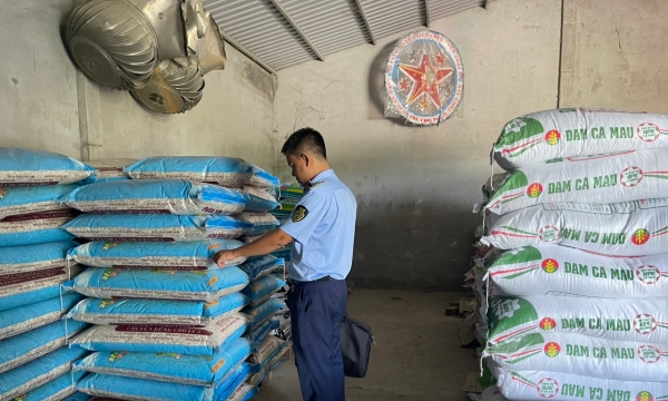 Xử phạt cơ sở bán phân bón không đảm bảo chất lượng tại Tiền Giang