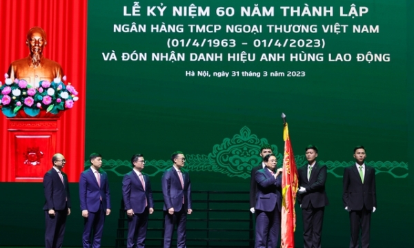 Lễ kỷ niệm 60 năm ngày thành lập và đón nhận danh hiệu Anh hùng Lao động của Vietcombank