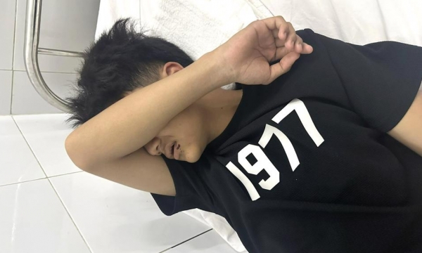 Đà Nẵng: Điều tra vụ nam sinh 14 tuổi bị đánh hội đồng khi đi tắm biển
