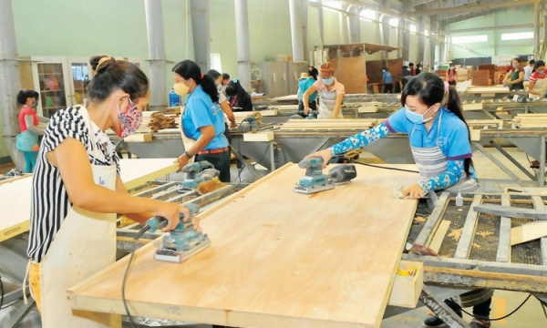 HSBC dự báo kinh tế Việt Nam phục hồi đáng kể từ quý 4