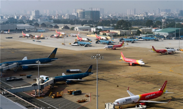 Bộ Giao thông vận tải không đồng ý bỏ giá trần vé máy bay