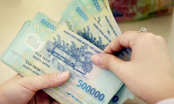 Việt Nam có thể tham khảo ba bài học từ cách điều hành chính sách tiền tệ của các nước