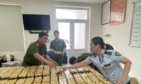 Hà Nội: Thu giữ 1.800 chiếc bánh trung thu không rõ nguồn gốc