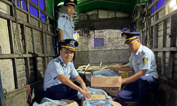 Phát hiện 800 kg chân giò lợn không rõ nguồn gốc tại Cao Bằng