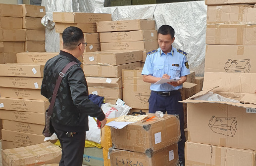 Phát hiện hơn 4.000 sản phẩm nhập lậu tại Lạng Sơn