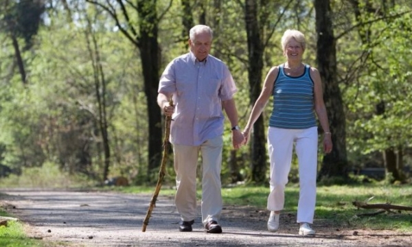 Phát hiện việc làm đơn giản mỗi ngày giúp giảm tới 77% nguy cơ mắc bệnh tim mạch ở người cao tuổi