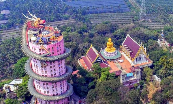 Ngôi chùa Phật giáo có rồng khổng lồ quấn quanh toà tháp 17 tầng, cao 80m, người thiết kế và xây dựng nay vẫn là bí ẩn