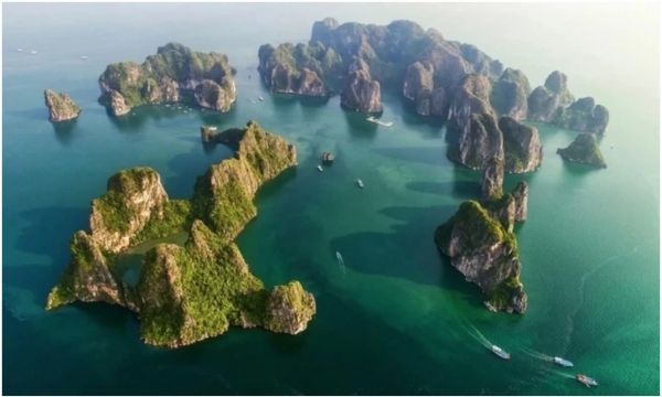 Vịnh Hạ Long xếp thứ 2 những điểm đến thiên nhiên đẹp nhất thế giới