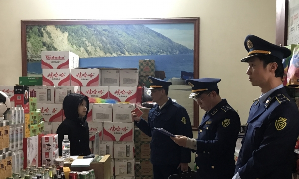 Lạng Sơn: Phát hiện lượng lớn thực phẩm nhập lậu không đảm bảo an toàn