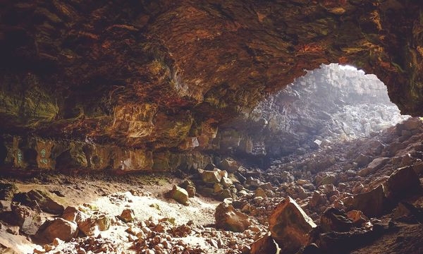 Phong tỏa khẩn cấp hang động phát hiện nhiều cổ vật quý hiếm có niên đại từ thời nhà Minh và nhà Thanh