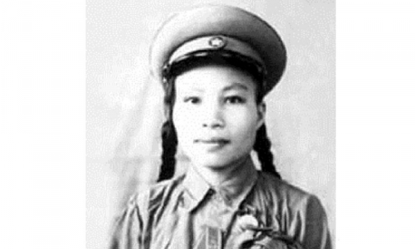 Nữ Anh hùng Lực lượng vũ trang nhân dân đầu tiên của quân đội Việt Nam, được Bác Hồ tặng khẩu súng lục của Người