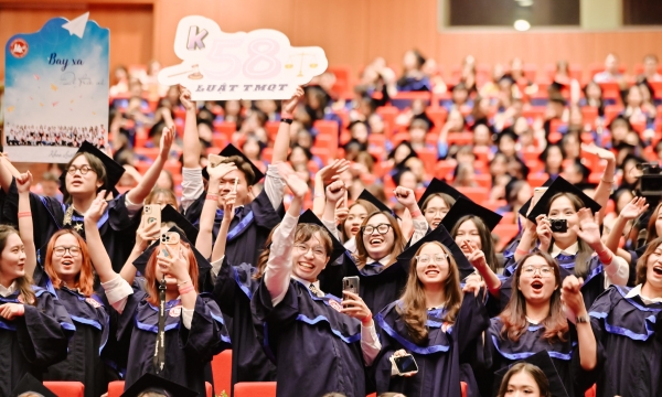 Một trường đại học được mệnh danh 'Harvard Việt Nam' công bố hơn 82% sinh viên tốt nghiệp loại giỏi, xuất sắc trong đợt 1 năm 2024