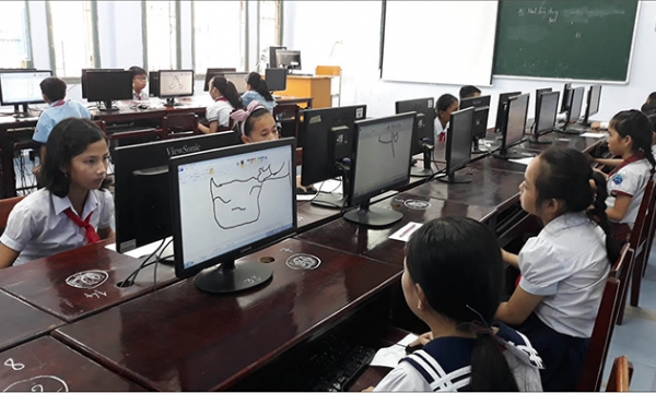 Khánh Hòa: Ban hành tiêu chuẩn, định mức sử dụng máy móc, thiết bị trường THPT