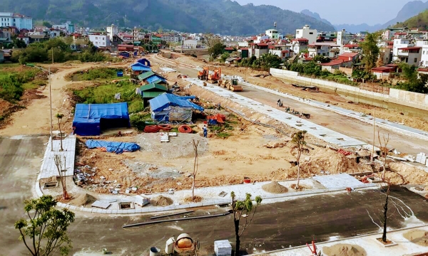 Phú Yên: Hàng loạt sàn giao dịch bất động sản dừng hoạt động