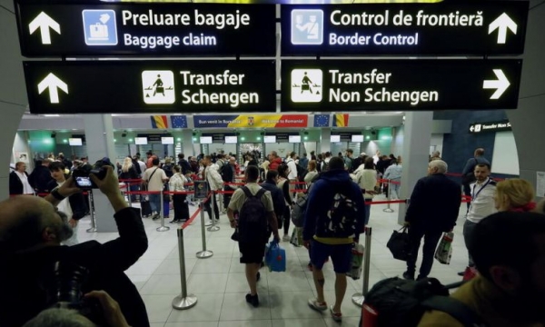 Từ 11/6, phí visa đến khối Schengen tăng 12% do lạm phát