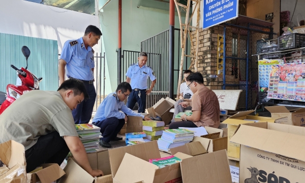 Thu giữ hơn 5.500 sách giáo khoa có dấu hiệu giả mạo nhãn hàng hóa của Nhà xuất bản Giáo dục Việt Nam